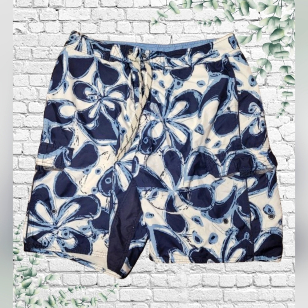Mens swim trunks- Old Navy- Size Large